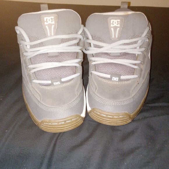 Vintage DC Shoes Helix 102605 size Sneakers